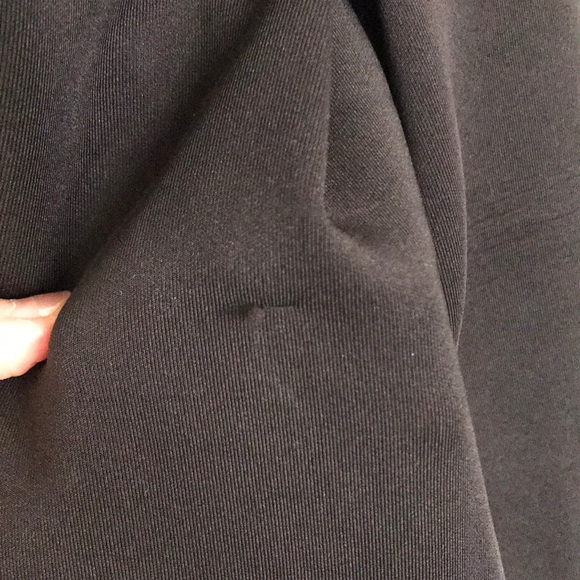 Black pleated skater dress - Picture 8 of 10